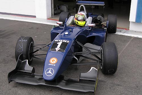 ASM Formule3 team test met succes een gedreven Renger van der Zande
